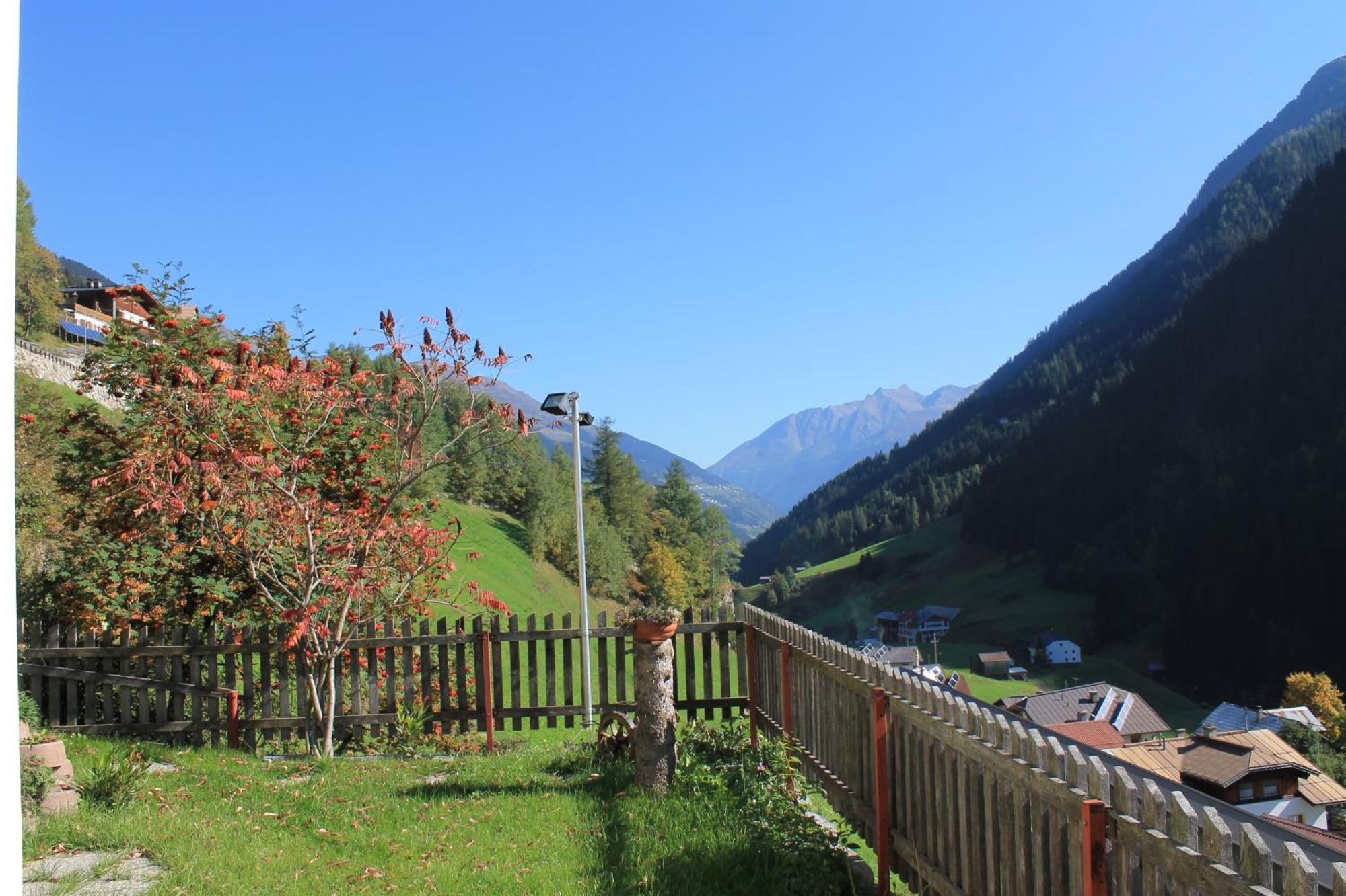 Hotel Garni Montana Kappl  Esterno foto